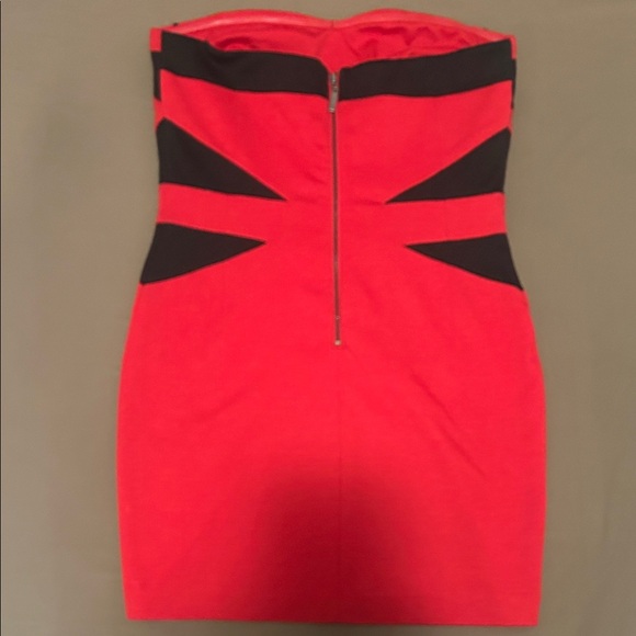 XXI Forever Strapless Red and Black Dress - Picture 4 of 4